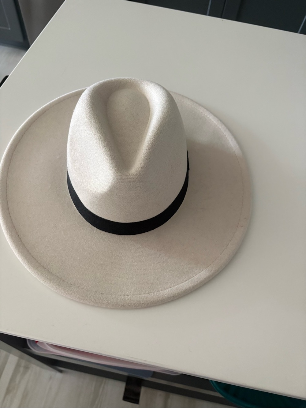 Cream Wide-Brim Hat with Black Band